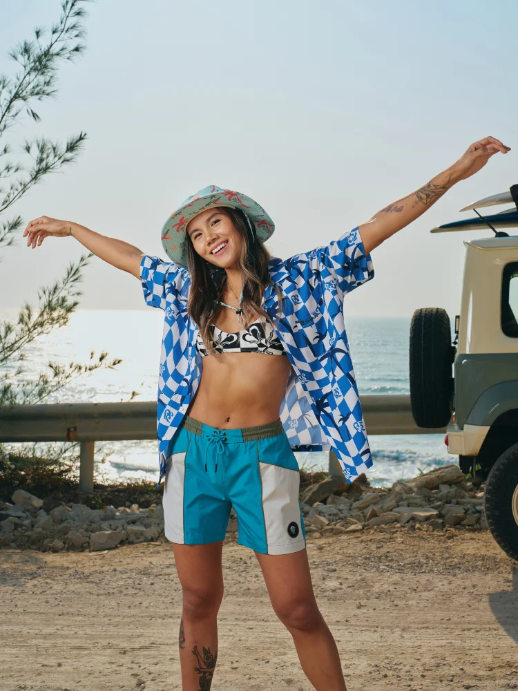 CHILLHANG Blue Palms Sun Shirt - Unisex - Image 4