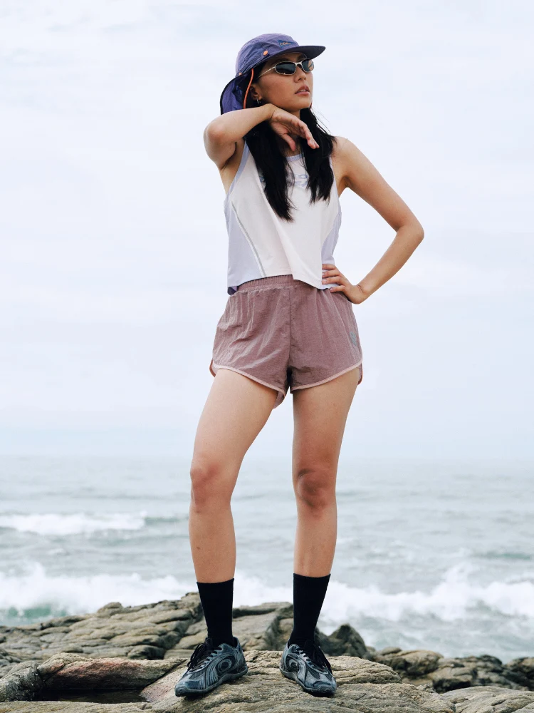 CHILLHANG Bold Sporty Tank Top - Women's - Image 15