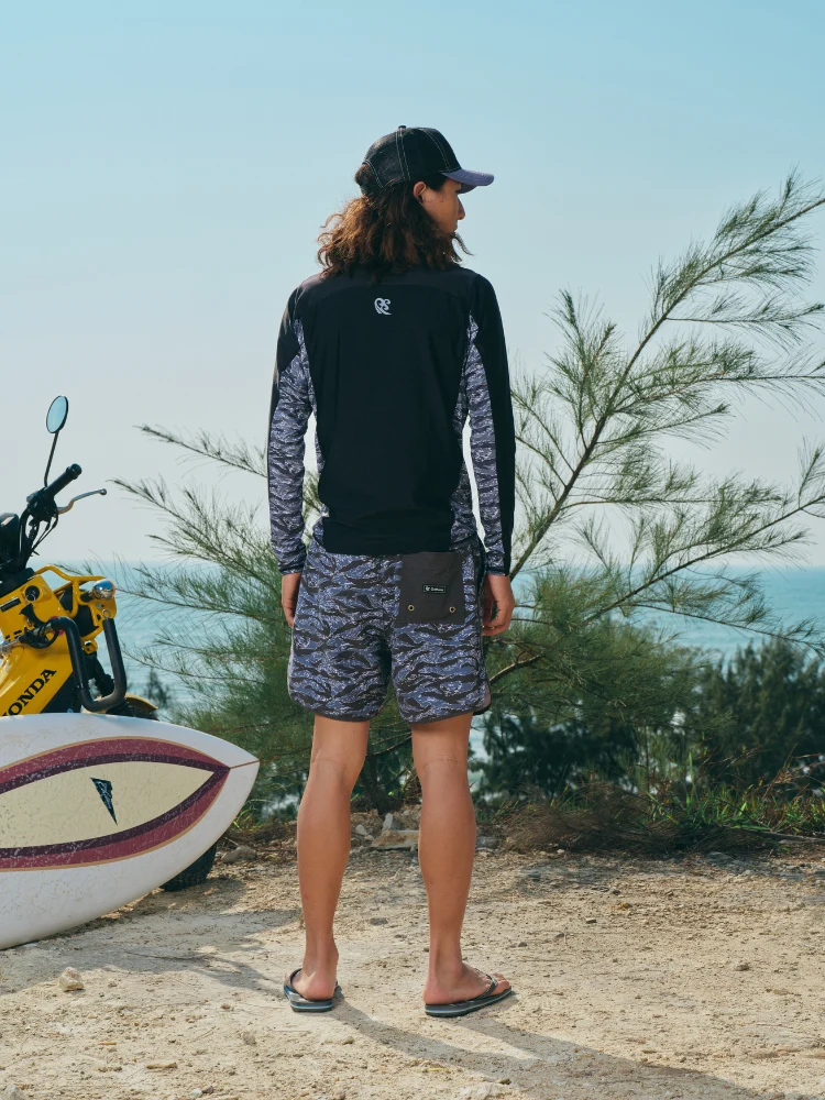 CHILLHANG Coastal Rush Rash Guard - Men's - Image 8