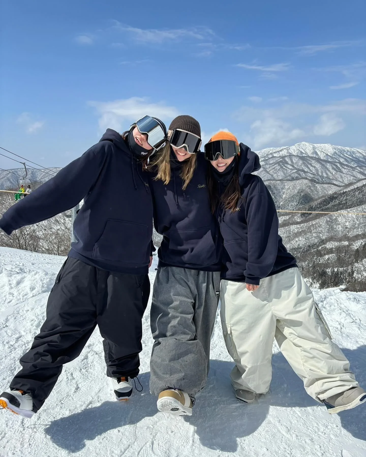 Doorek Super Baggy Snow Pants - Unisex - Image 29