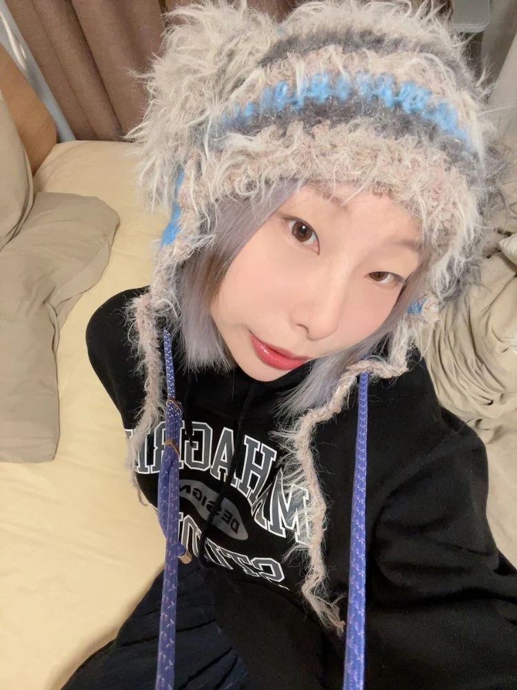 F4NFAN Original Handmade Doggie Star Beanie - Image 4