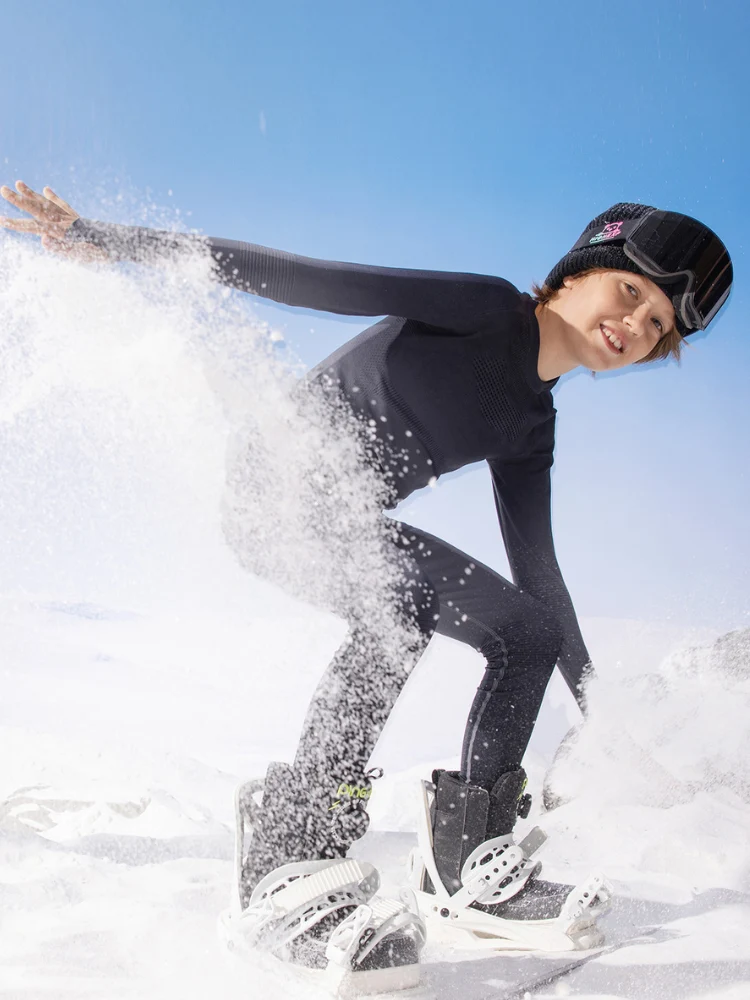 High Experience Kids Aurora Ski Base Layer Set - Image 9