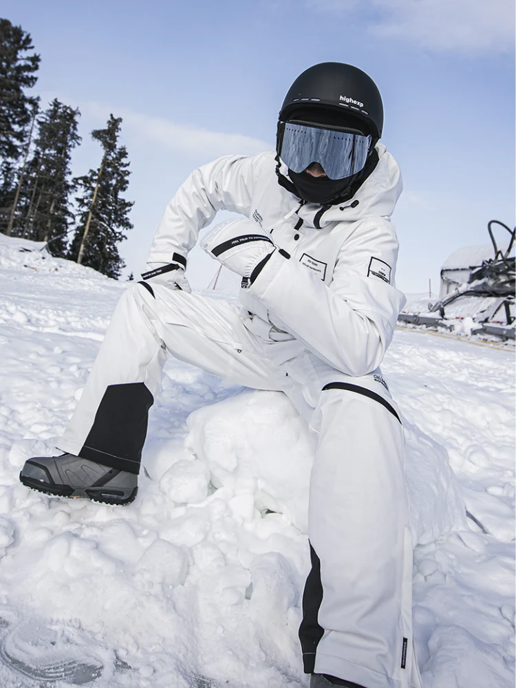High Experience Unisex Missland Mittens - Image 10