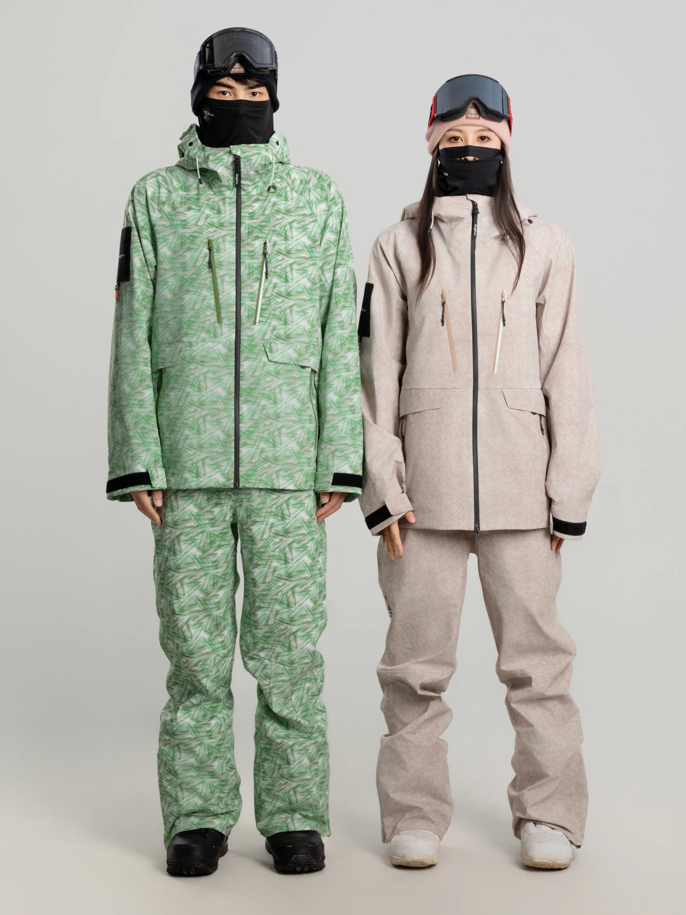 Jungfrau Aurora Green 3L Snow Suit - Unisex - Image 11