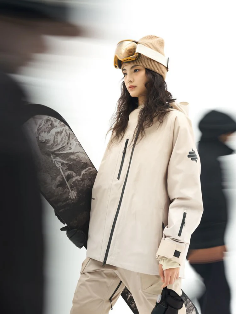 LITAN Snowdrift Gradient Shell Jacket - Women's - Image 7