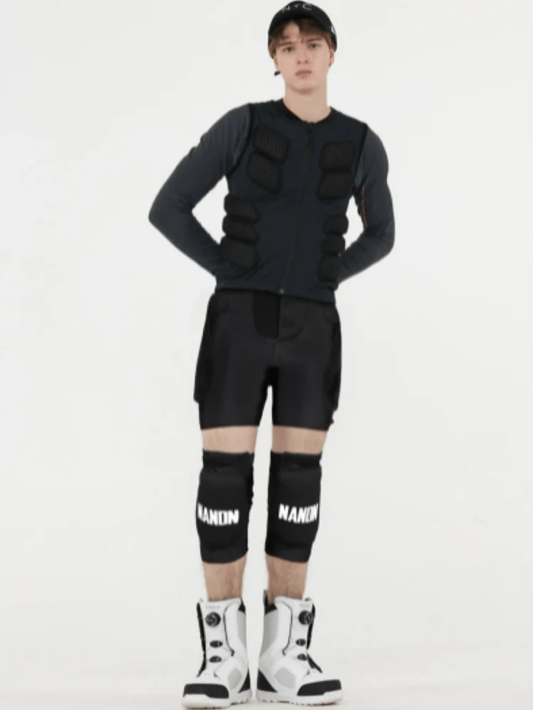 Nandn Unisex Tri-Flex Shorts & Knee Pads Set - Image 4