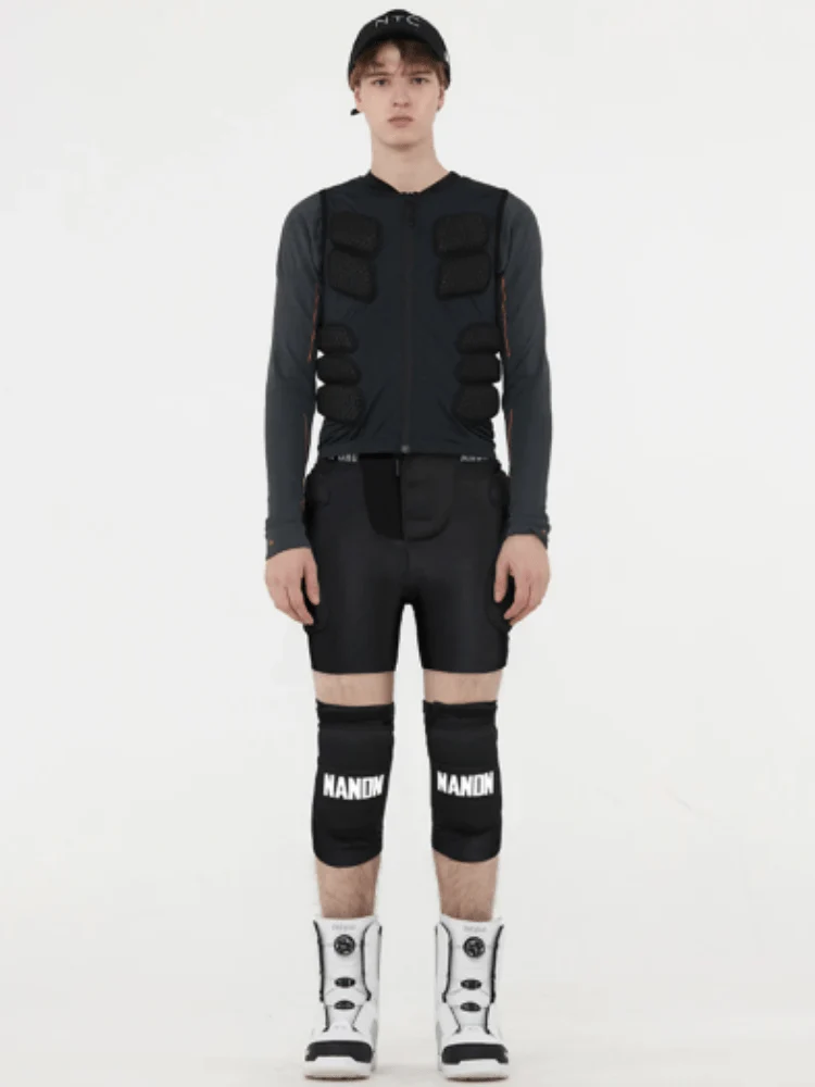 Nandn Unisex Tri-Flex Shorts & Knee Pads Set - Image 5
