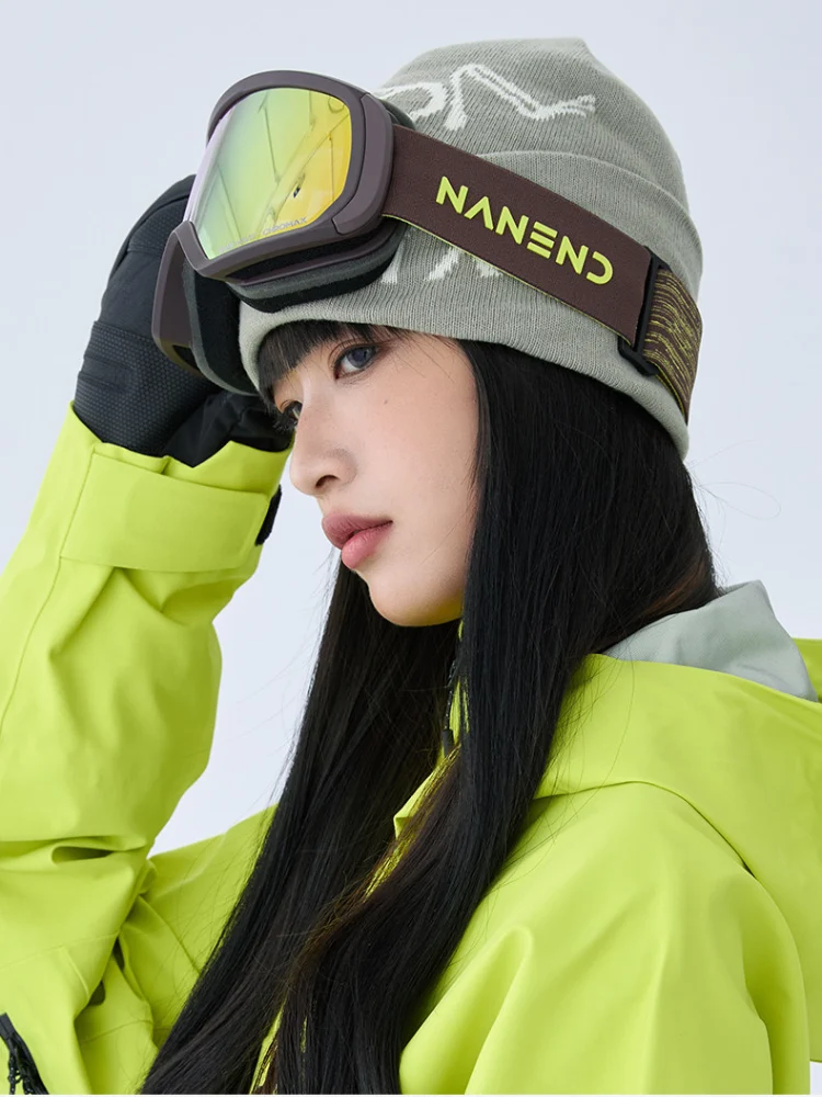 NANEND Adaptive Photochromic Ski Goggles - Image 2