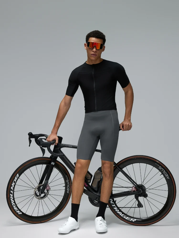 Pyrovibe Classic Short Sleeve Cycling Jersey- Men's - Image 10