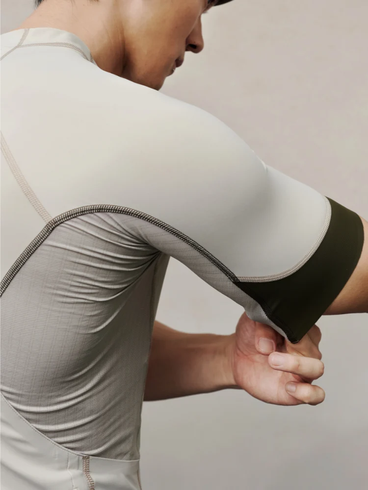 TurtleRabbit Edgy Cycling Jersey – Men’s - Image 9