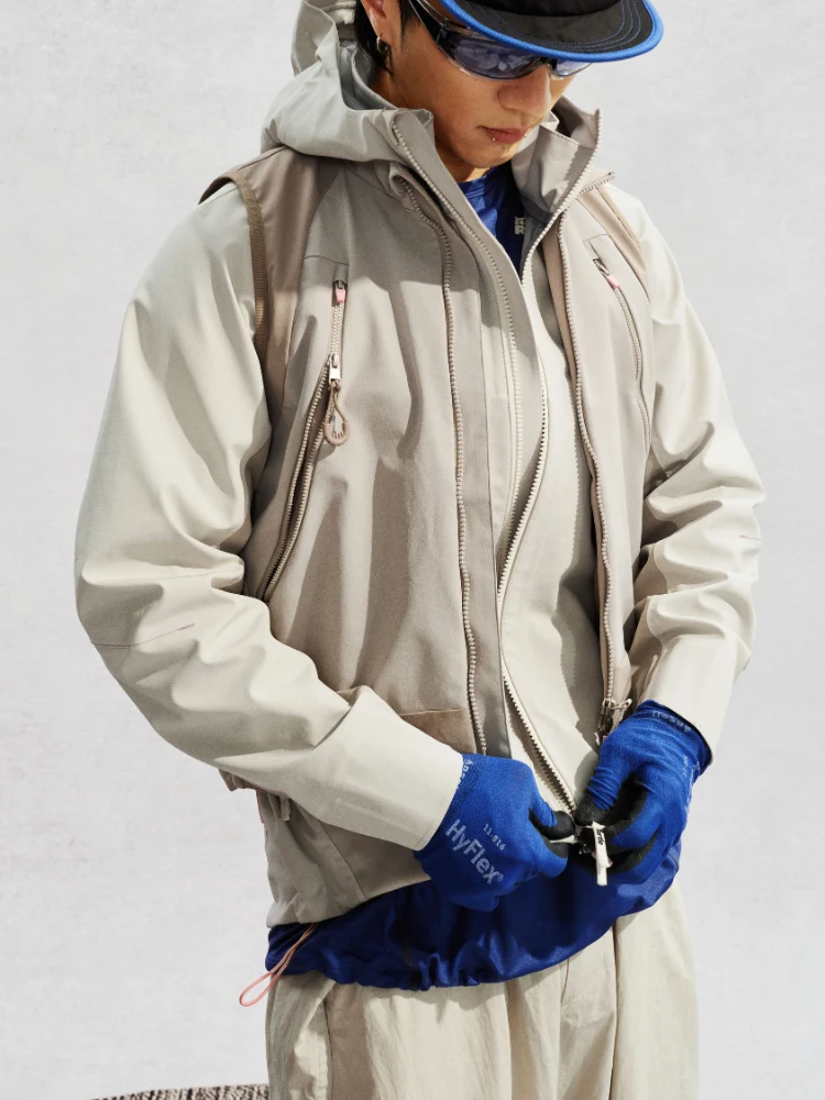 TurtleRabbit Lightweight Windproof Vest – Unisex - Image 4