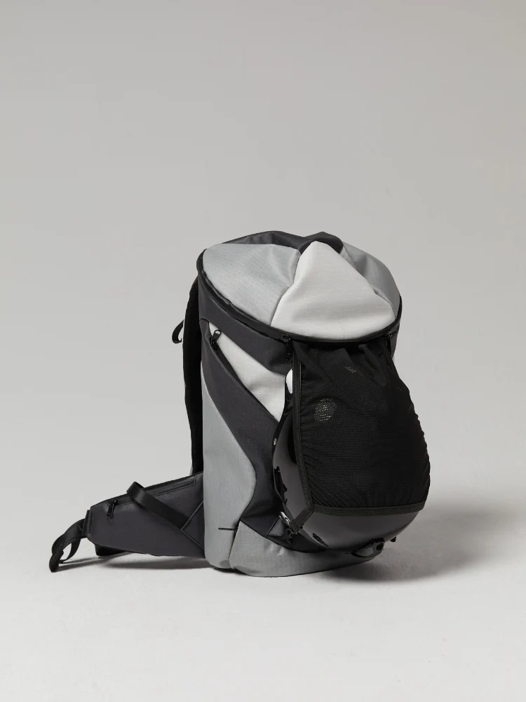 UZSQUARE Atom Mountain Backpack - Image 2